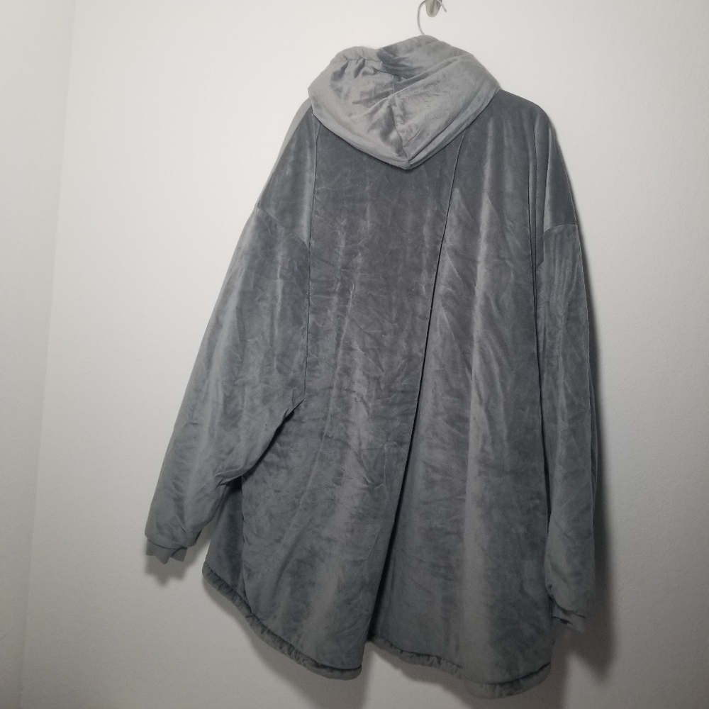 The Comfy Hoodie - Picture 2 of 3